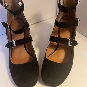 Indigo Black Strappy Flats